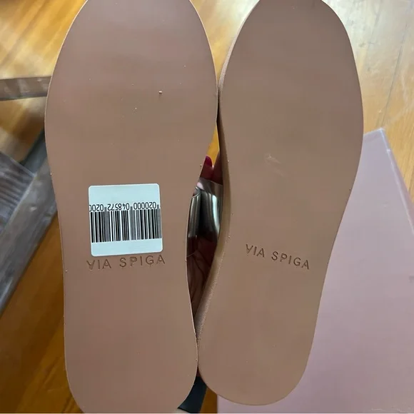 Via Spiga Blanka silver sandals slides 8.5 NEW - Picture 4 of 6